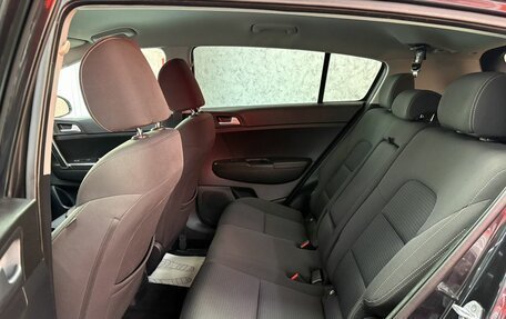 KIA Sportage IV рестайлинг, 2018 год, 1 865 000 рублей, 13 фотография