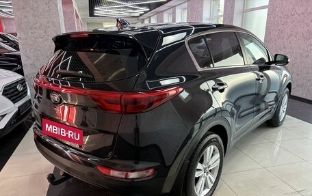 KIA Sportage IV рестайлинг, 2018 год, 1 865 000 рублей, 5 фотография