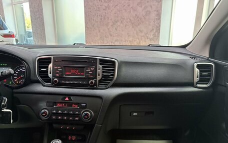 KIA Sportage IV рестайлинг, 2018 год, 1 865 000 рублей, 28 фотография