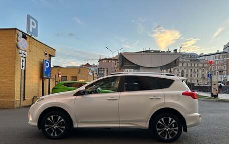 Toyota RAV4, 2014 год, 1 850 000 рублей, 4 фотография