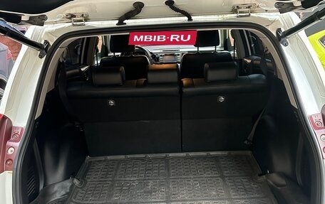 Toyota RAV4, 2014 год, 1 850 000 рублей, 14 фотография