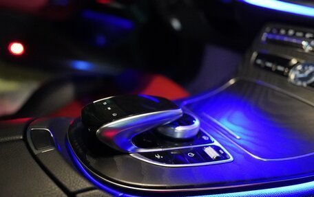 Mercedes-Benz E-Класс, 2019 год, 4 500 000 рублей, 13 фотография