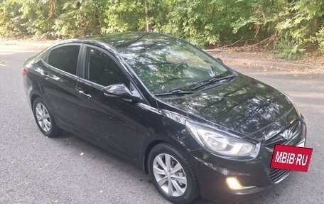 Hyundai Solaris II рестайлинг, 2011 год, 685 000 рублей, 13 фотография