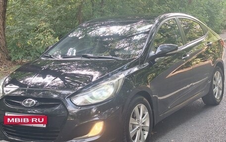 Hyundai Solaris II рестайлинг, 2011 год, 685 000 рублей, 9 фотография