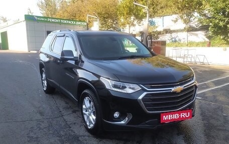 Chevrolet Traverse II, 2018 год, 2 600 000 рублей, 3 фотография