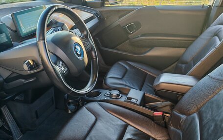 BMW i3 I01 рестайлинг, 2015 год, 1 700 000 рублей, 9 фотография