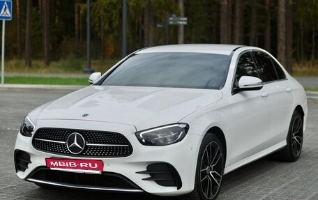 Mercedes-Benz E-Класс, 2021 год, 5 200 000 рублей, 4 фотография