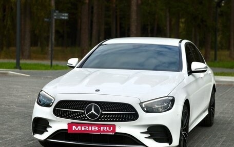 Mercedes-Benz E-Класс, 2021 год, 5 200 000 рублей, 2 фотография