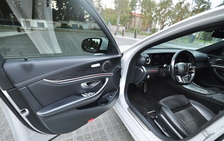 Mercedes-Benz E-Класс, 2021 год, 5 200 000 рублей, 20 фотография