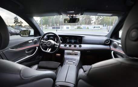 Mercedes-Benz E-Класс, 2021 год, 5 200 000 рублей, 30 фотография