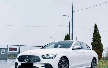 Mercedes-Benz E-Класс, 2021 год, 5 200 000 рублей, 34 фотография