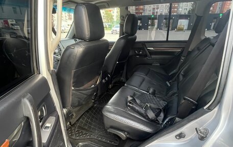 Mitsubishi Pajero IV, 2007 год, 1 200 000 рублей, 8 фотография