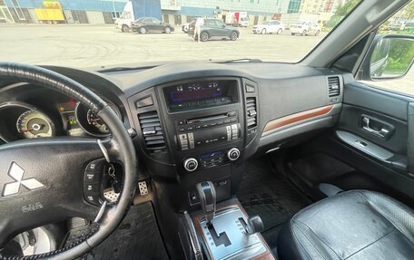 Mitsubishi Pajero IV, 2007 год, 1 200 000 рублей, 11 фотография