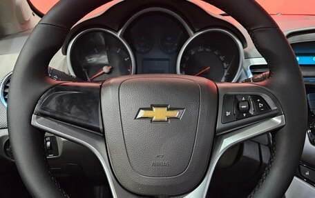 Chevrolet Cruze II, 2010 год, 549 000 рублей, 11 фотография