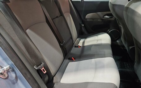 Chevrolet Cruze II, 2010 год, 549 000 рублей, 13 фотография