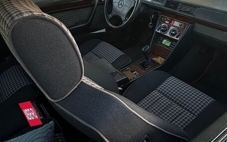 Mercedes-Benz E-Класс, 1995 год, 750 000 рублей, 7 фотография