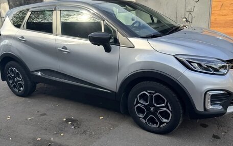Renault Kaptur I рестайлинг, 2020 год, 1 500 000 рублей, 21 фотография
