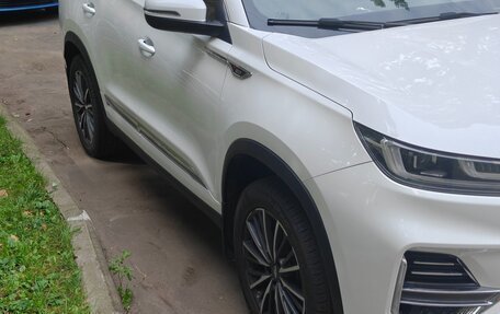 Chery Tiggo 8 Pro, 2022 год, 1 850 000 рублей, 2 фотография
