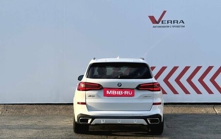 BMW X5, 2019 год, 5 400 000 рублей, 4 фотография