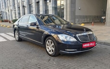 Mercedes-Benz S-Класс, 2012 год, 1 890 000 рублей, 3 фотография