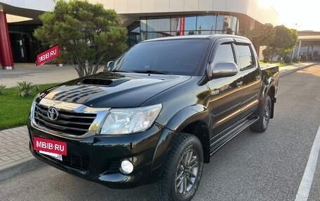 Toyota Hilux VII, 2013 год, 2 600 000 рублей, 8 фотография