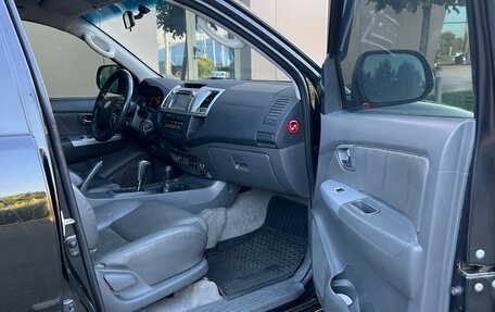 Toyota Hilux VII, 2013 год, 2 600 000 рублей, 23 фотография