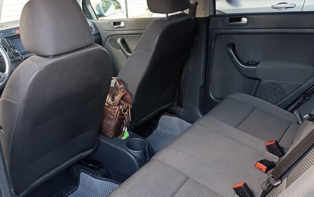 Volkswagen Golf Plus II, 2011 год, 650 000 рублей, 2 фотография