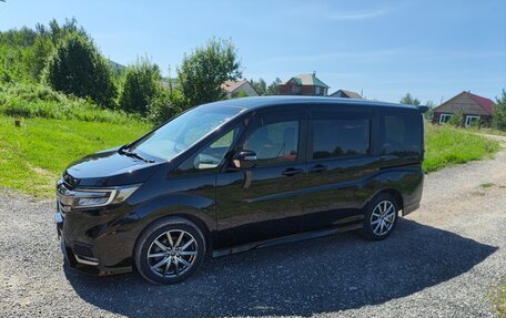 Honda Stepwgn IV, 2020 год, 2 820 000 рублей, 1 фотография