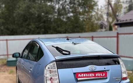 Toyota Prius, 2008 год, 690 000 рублей, 3 фотография
