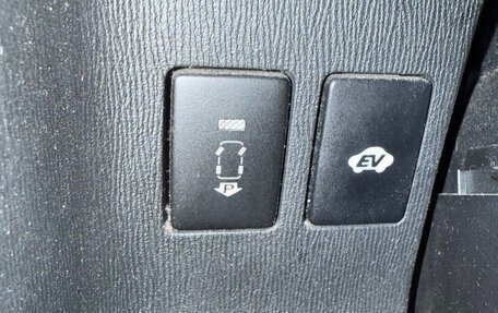Toyota Prius, 2008 год, 690 000 рублей, 15 фотография