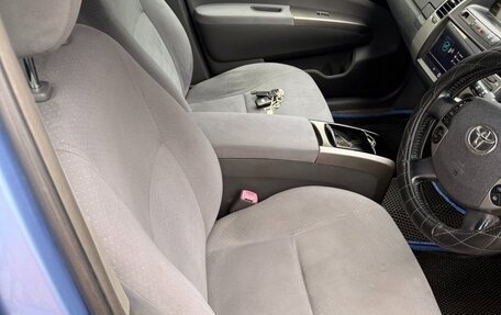 Toyota Prius, 2008 год, 690 000 рублей, 8 фотография