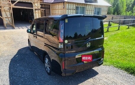 Honda Stepwgn IV, 2020 год, 2 820 000 рублей, 6 фотография