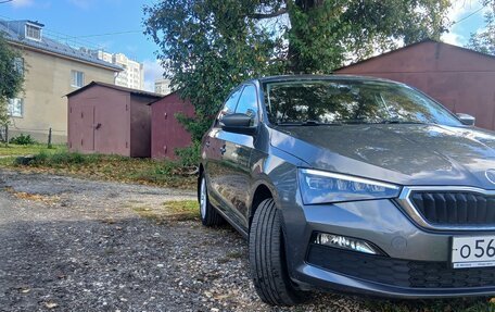 Skoda Rapid II, 2021 год, 1 780 000 рублей, 2 фотография