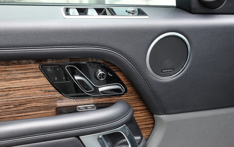 Land Rover Range Rover Evoque II, 2019 год, 3 998 000 рублей, 24 фотография