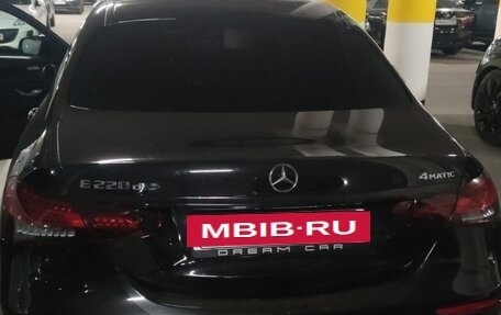Mercedes-Benz E-Класс, 2021 год, 3 599 999 рублей, 4 фотография