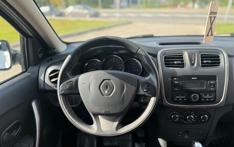 Renault Logan II, 2017 год, 725 000 рублей, 18 фотография