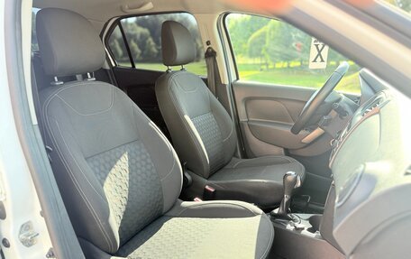 Renault Logan II, 2017 год, 725 000 рублей, 22 фотография