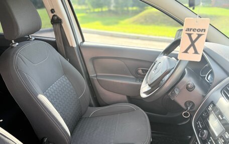 Renault Logan II, 2017 год, 725 000 рублей, 21 фотография