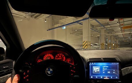BMW 5 серия, 2000 год, 890 000 рублей, 24 фотография