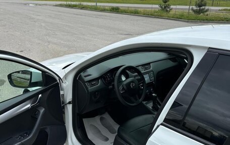 Skoda Octavia, 2018 год, 1 050 000 рублей, 6 фотография