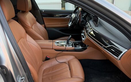 BMW 7 серия, 2018 год, 4 100 000 рублей, 9 фотография