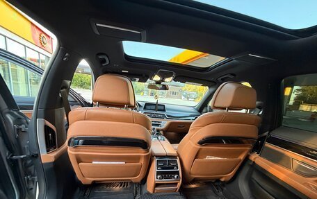 BMW 7 серия, 2018 год, 4 100 000 рублей, 11 фотография