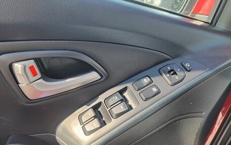 Hyundai ix35 I рестайлинг, 2012 год, 1 700 000 рублей, 19 фотография