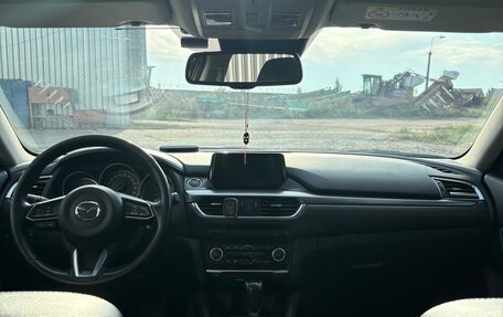 Mazda 6, 2017 год, 2 000 000 рублей, 11 фотография