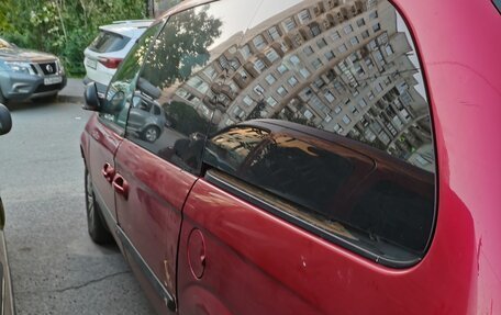 Chrysler Town & Country IV, 2005 год, 555 555 рублей, 14 фотография