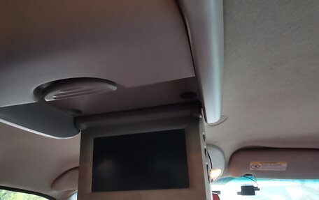 Chrysler Town & Country IV, 2005 год, 555 555 рублей, 19 фотография
