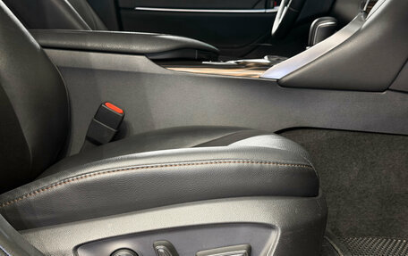 Toyota Camry, 2020 год, 3 200 000 рублей, 17 фотография