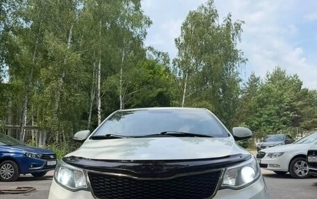 KIA Rio III рестайлинг, 2015 год, 930 000 рублей, 2 фотография