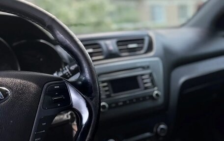 KIA Rio III рестайлинг, 2015 год, 930 000 рублей, 13 фотография