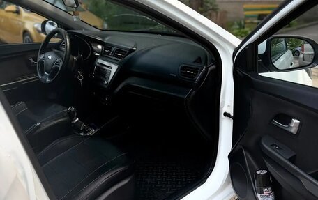 KIA Rio III рестайлинг, 2015 год, 930 000 рублей, 12 фотография